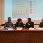 Presentato a Catanzaro il progetto riCALABRIA - IdeAzioni per il cambiamento Presentato a Catanzaro il progetto riCALABRIA - IdeAzioni per il cambiamento