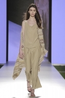 Premiato all'Arab Fashion Week, CANGIARI sfila a Dubai. Premiato all'Arab Fashion Week, CANGIARI sfila a Dubai.